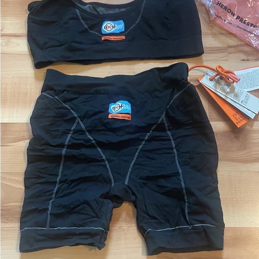 2pc HERON PRESTON BRAND NEW
